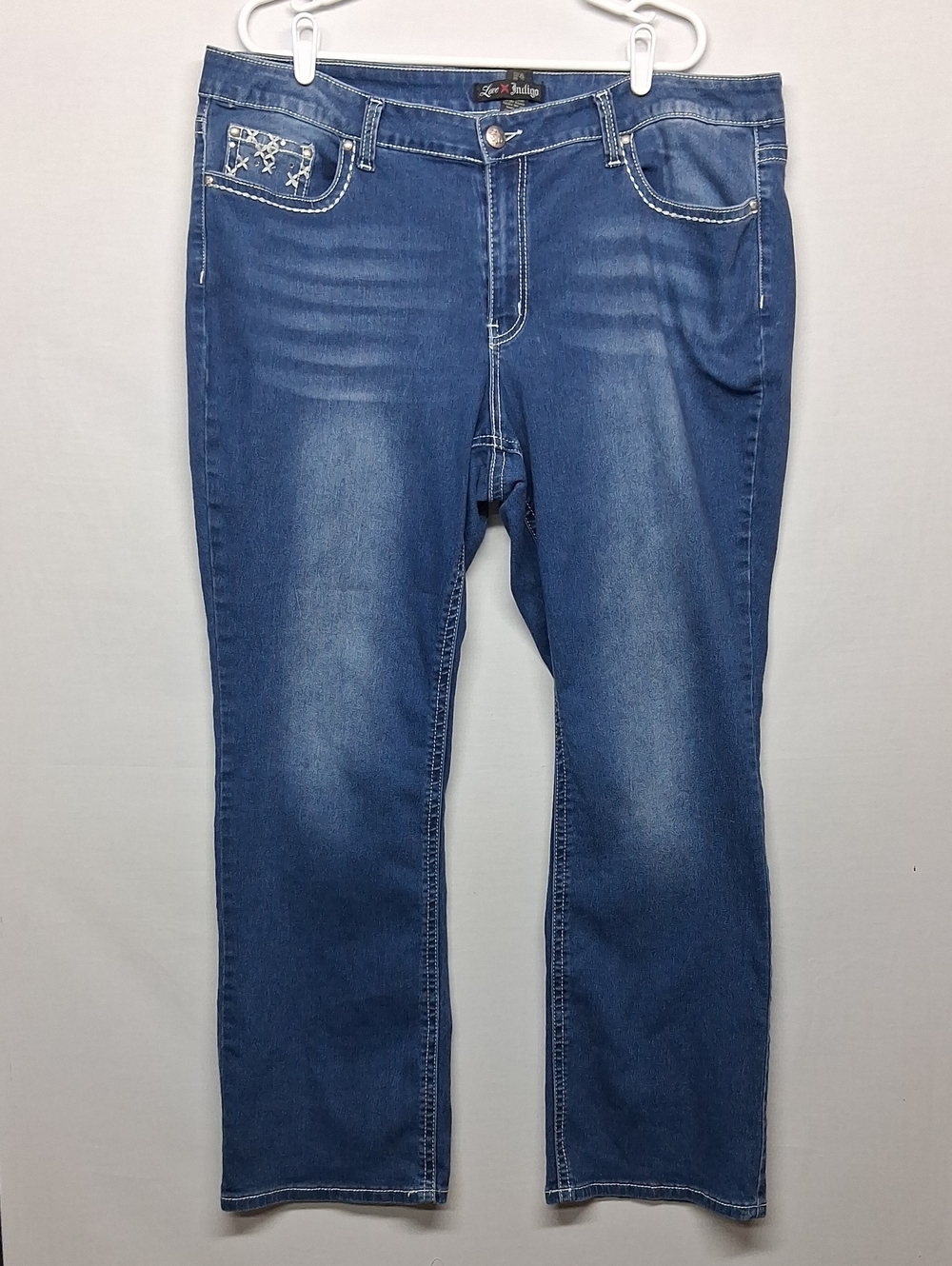 Love Indigo Women's Bootcut Jeans — Medium Blue Wash